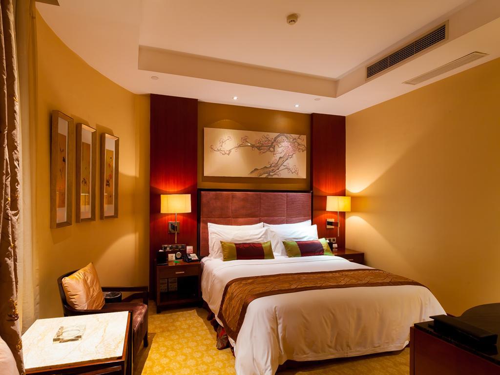 Celebrity City Hotel 成都 部屋 写真